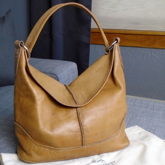 Frye Cara Leather Hobo Bag Beige Handbags - Frye Cara Leather Hobo Bag Beige